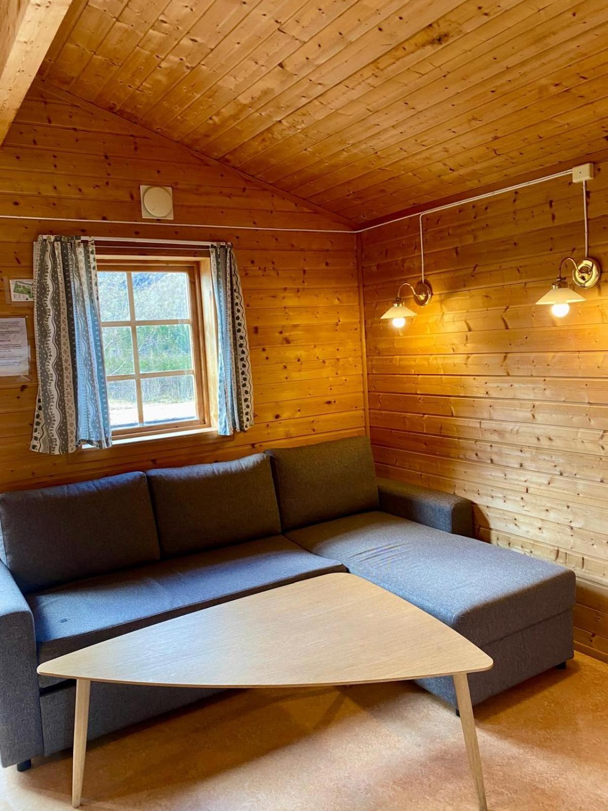 Trollstigen Camping And Gjestegard Andalsnes Room photo